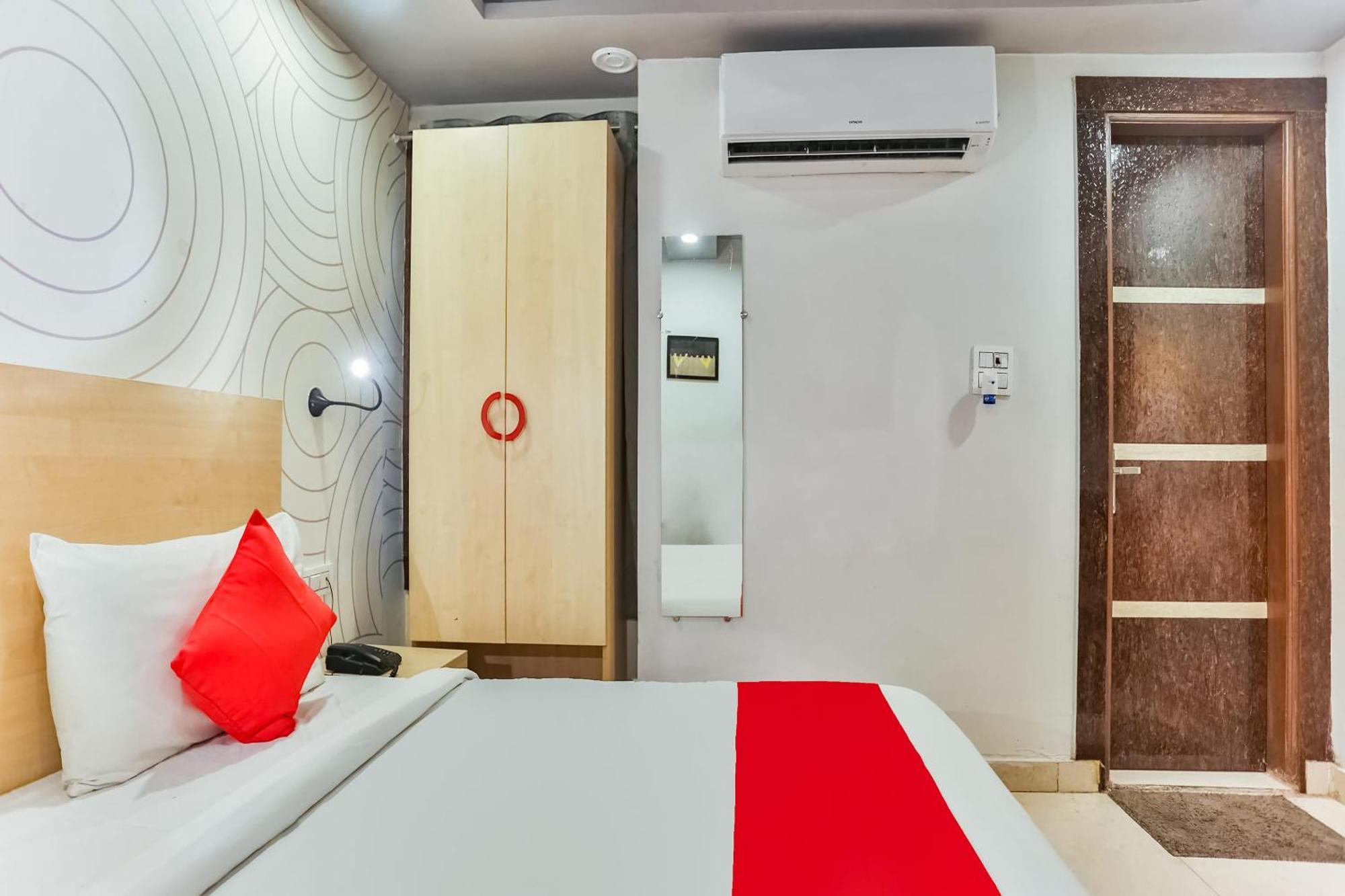 Hotel O Happy Inn Delhi  Exteriör bild