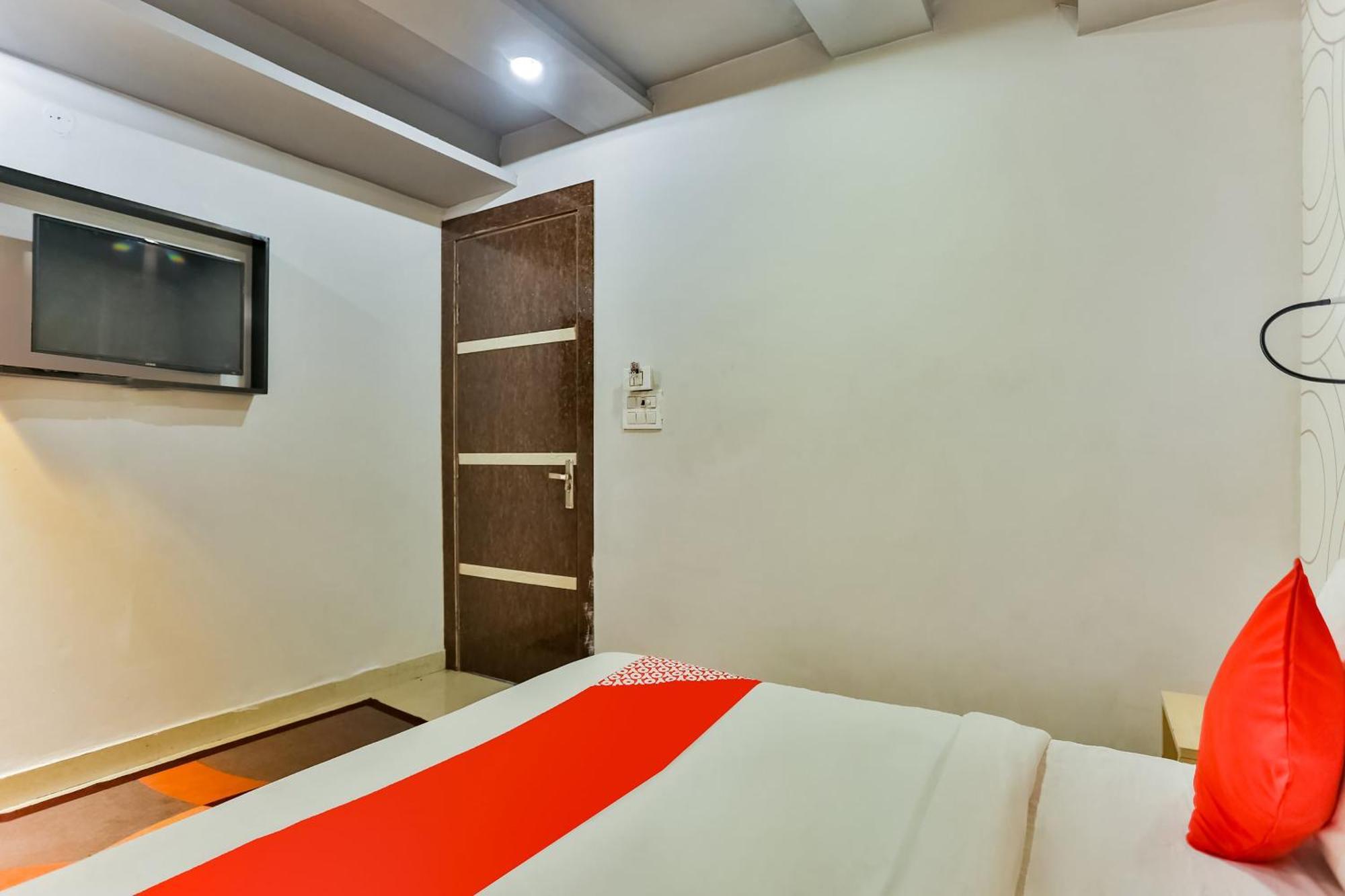 Hotel O Happy Inn Delhi  Exteriör bild