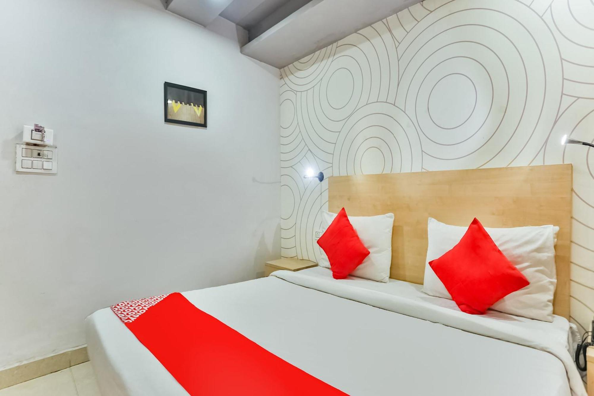 Hotel O Happy Inn Delhi  Exteriör bild