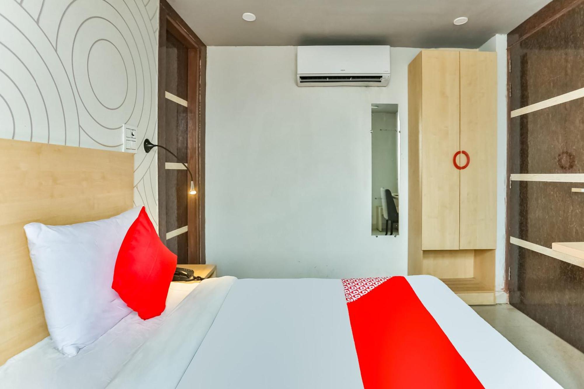 Hotel O Happy Inn Delhi  Exteriör bild